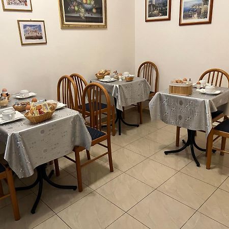 Emanuela Guest House Рим Экстерьер фото