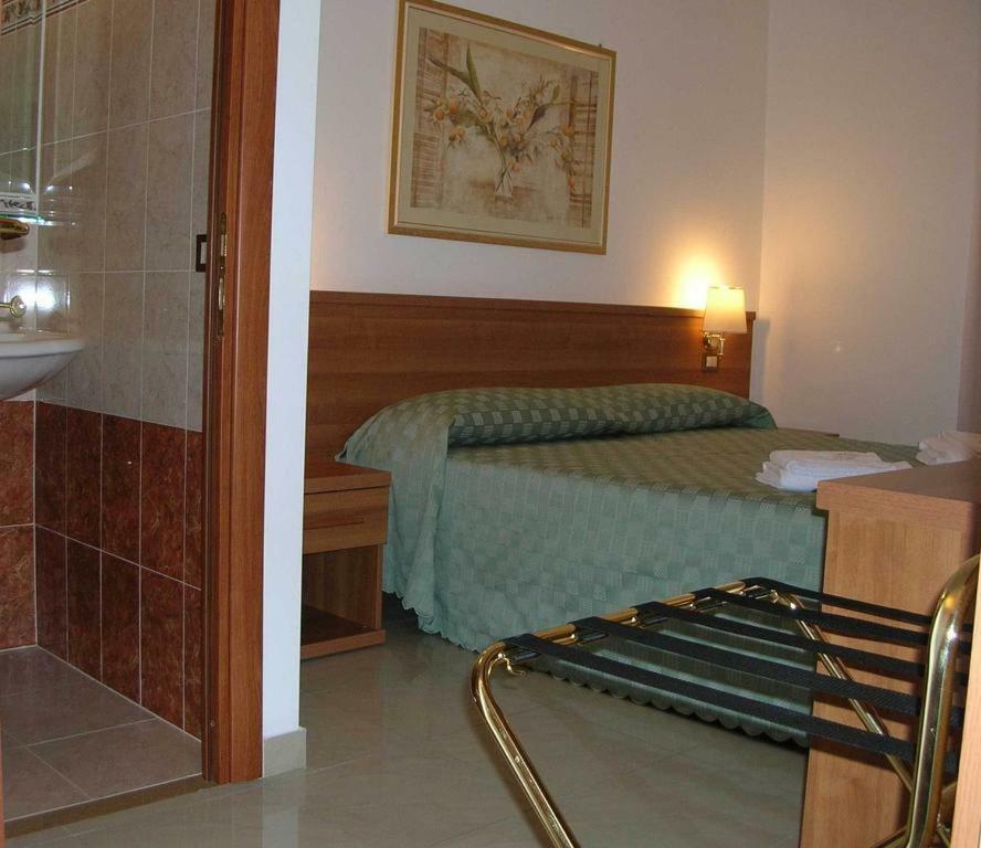 Emanuela Guest House Рим Экстерьер фото